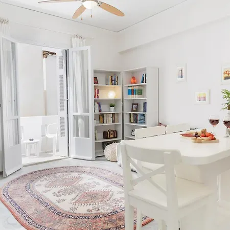 Apartment Alki 20m From Saint George Beach